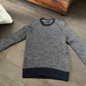 Men’s banana republic sweater